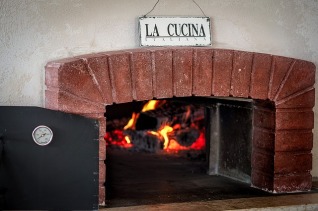 pizza-oven-1344719_640